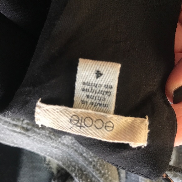 Gorgeous printed boho romper - Picture 6 of 7